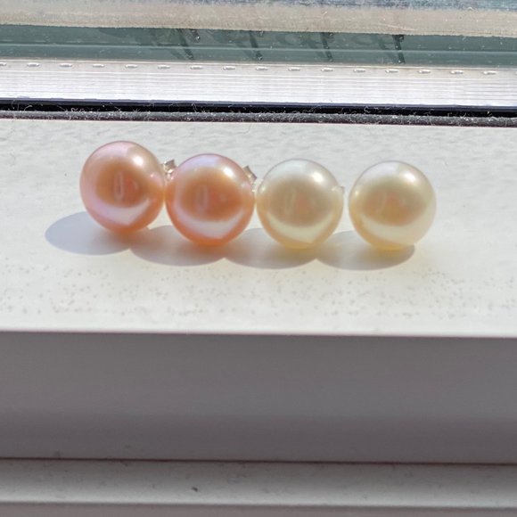 Pearl Earrings x 2 sets - Picture 1 of 2